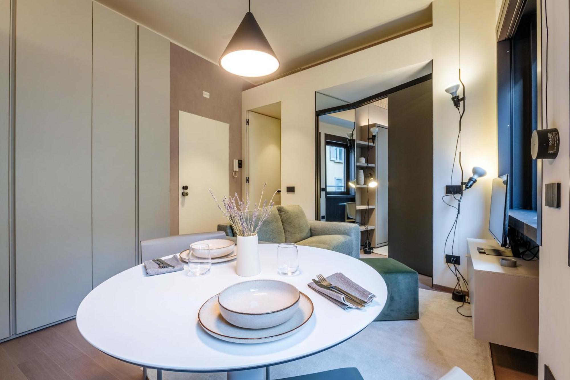 Dhome Milano